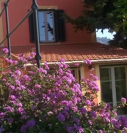 Caterina Сasa de vacaciones Imperia